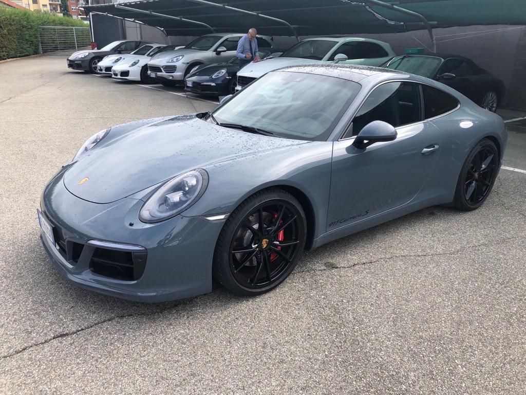 Porsche 911 S