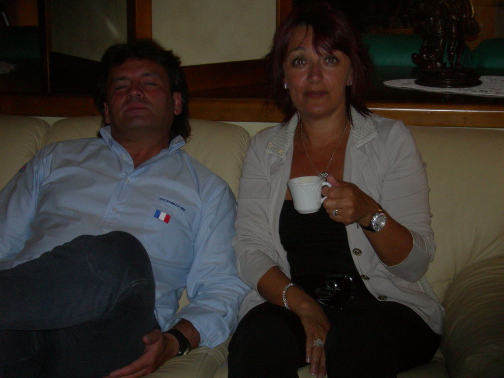 ...e dopo aver ben mangiato ..qualcuno allunga