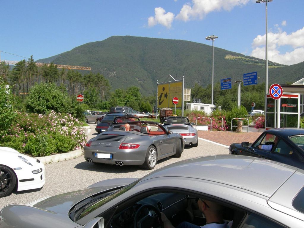 raggruppamento fuori dal casello