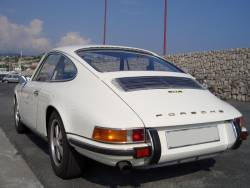 911 2.0 E 