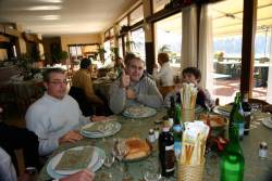 La sala.. gli amici la gente....