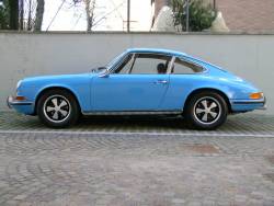 911 2.2 E MY 70