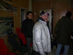 .... ma chi  il fratello gemello con altro Bomber