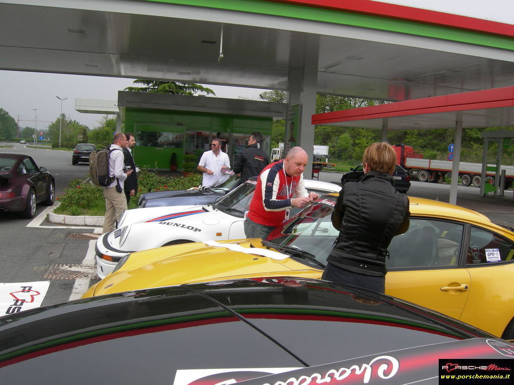 rivoli...distribuzione fasce parabrezza