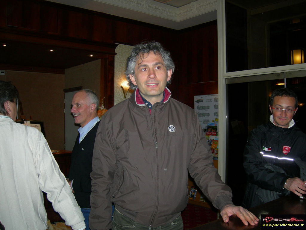 alcuni arrivi serali all'hotel